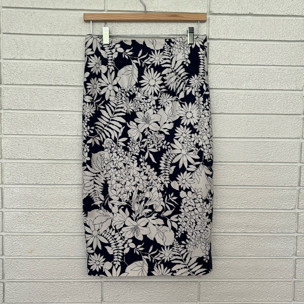 Boden Navy and White Tropical Pencil Skirt